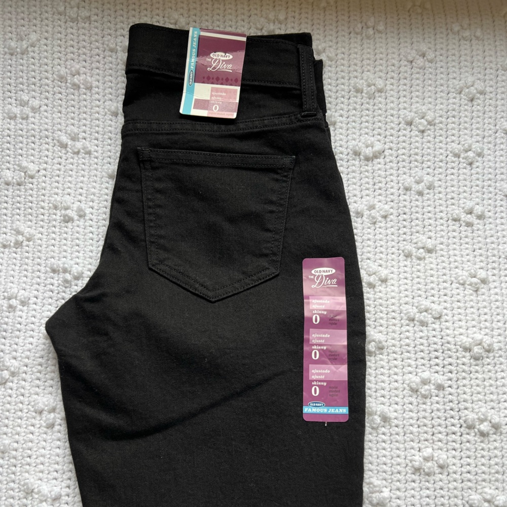 Old Navy Skinny Jeans Size 0 New, never worn, Black